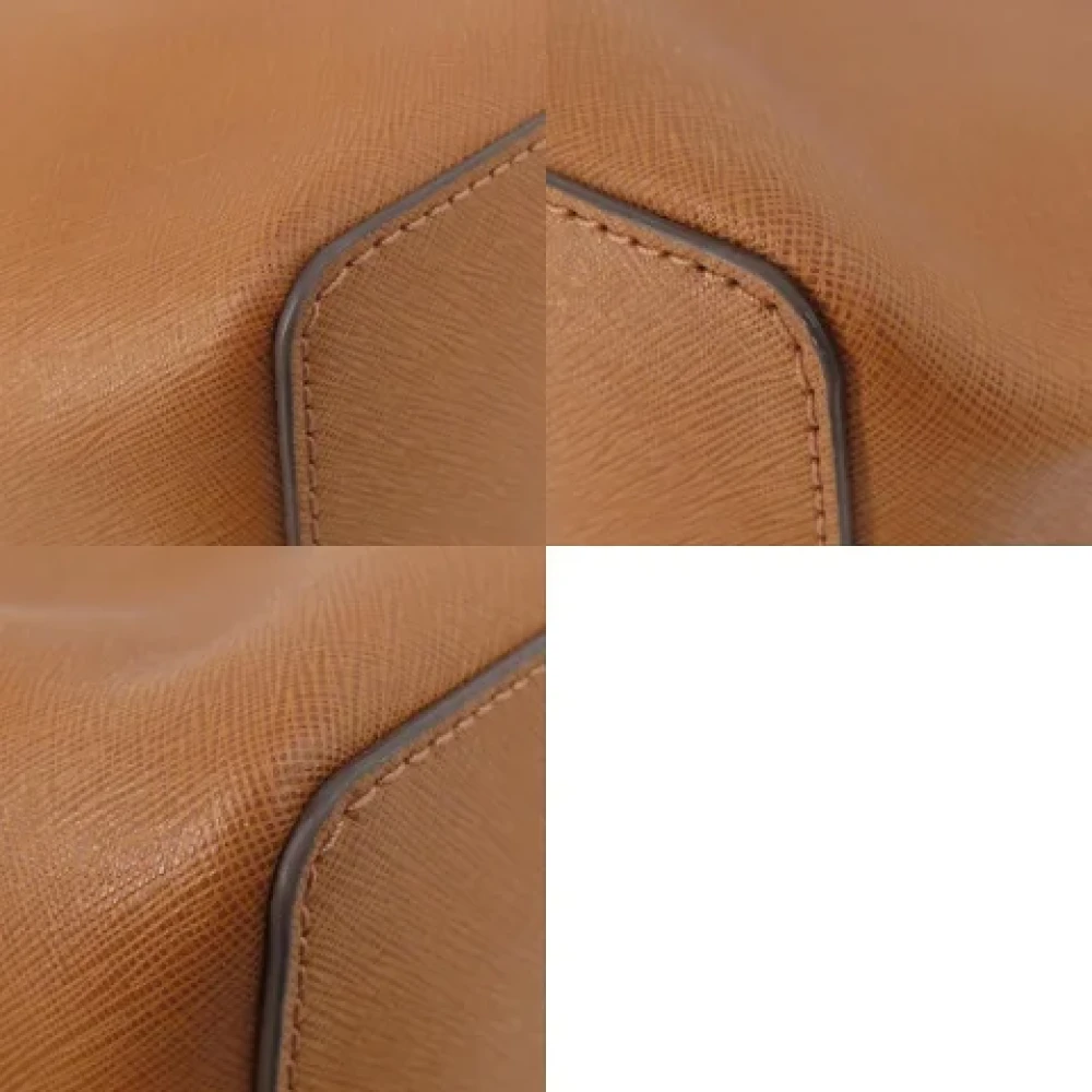 Michael Kors Pre-owned Plastic totes Brown Dames