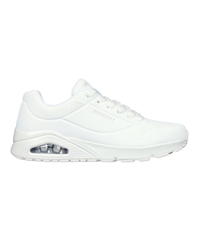 baskets-air-stand-blanches