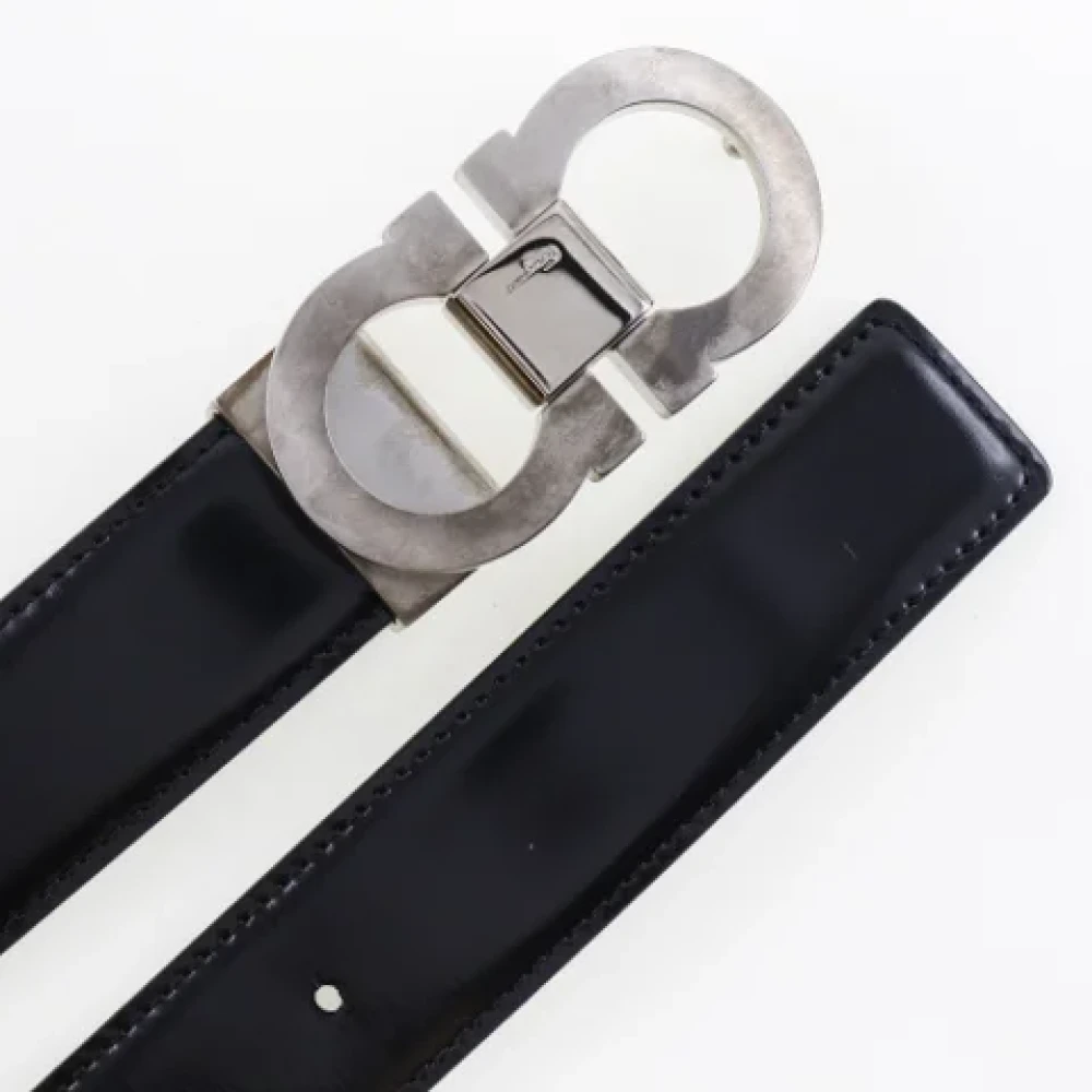 Salvatore Ferragamo Pre-owned Leather belts Black Dames