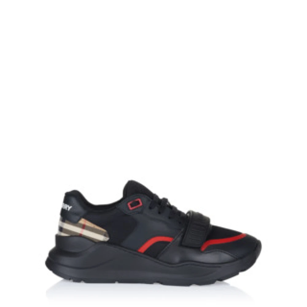Burberry Zwarte herensneaker- moderne stijl Heren Schoenen