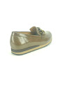 veterschoen-mocassin-met-bronzen-details