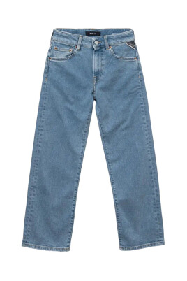 vintage-style-slim-fit-jeans