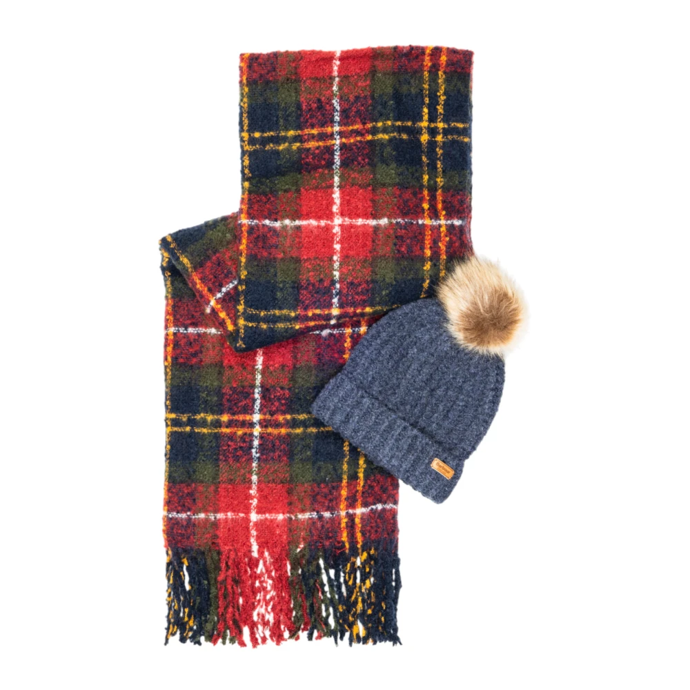Barbour Women's Red Accessories, One Size, Saltburn Beanie & Tartan Scarf Gift Set