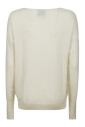 pull-en-cachemire-a-col-en-v-avec-bordures-cotelees