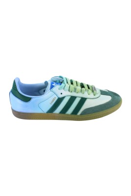 green-sneakers-tropical-ocean-style