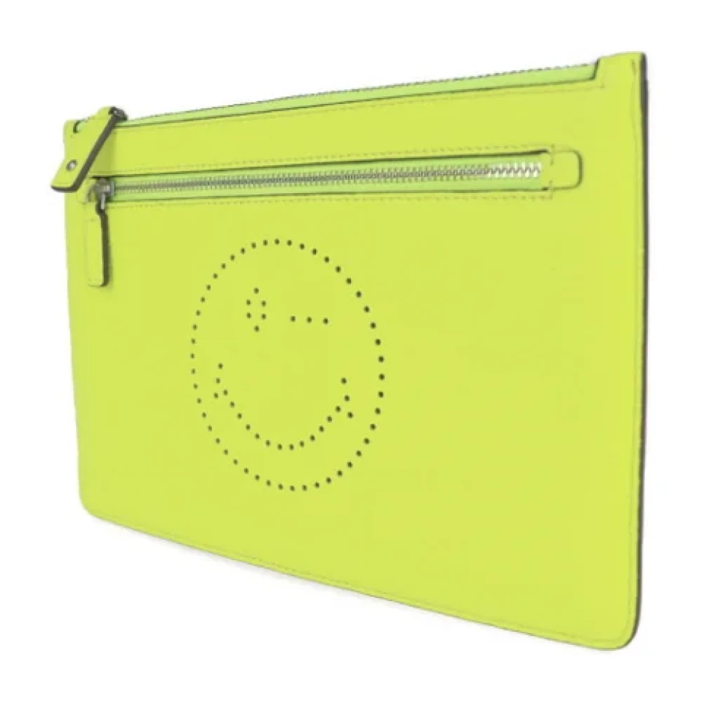 Anya Hindmarch Pre-owned Leather clutches Yellow Dames