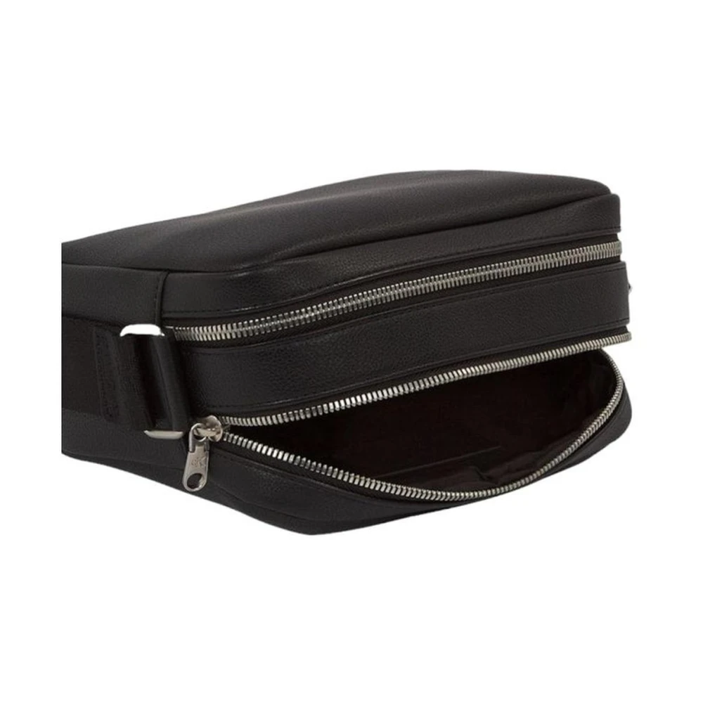 Calvin Klein Jeans Stijlvolle Zwarte Polyethyleen Handtas Black Dames