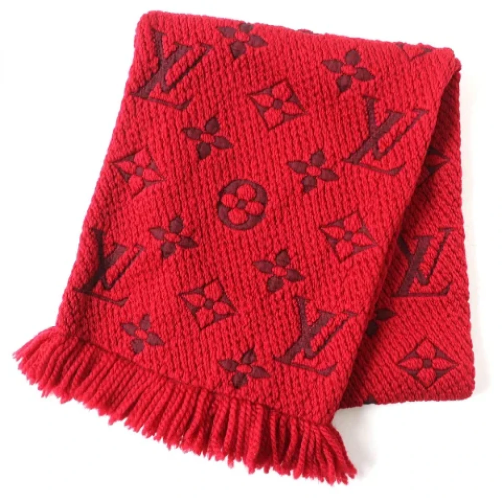 Louis Vuitton Vintage Pre-owned Silk scarves Red Dames