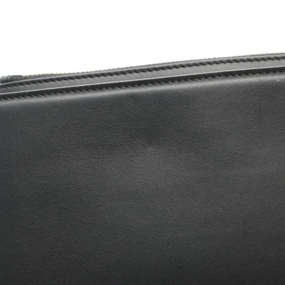 Salvatore Ferragamo Pre-owned Leather shoulder-bags Black Dames