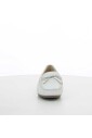 chaussures-femme-ecru-style-elegant