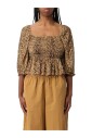 cape-tricotee-beige-a-ouverture-frontale