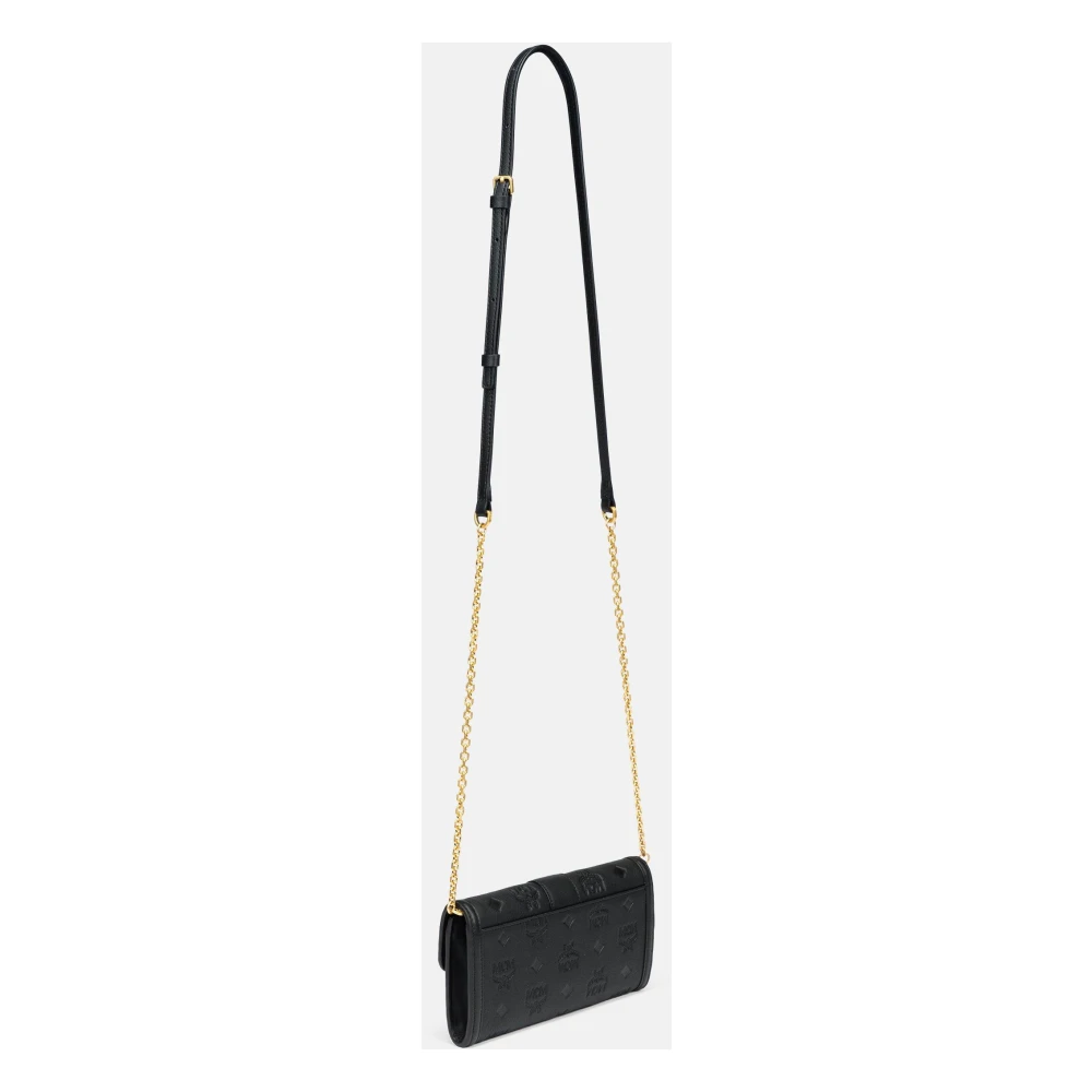 MCM Tracy portemonnee van geperst leer met monogram en kettingriem Black Dames