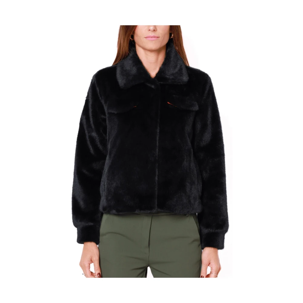 BomBoogie Korte Zwarte Nep Bontjas Black Dames