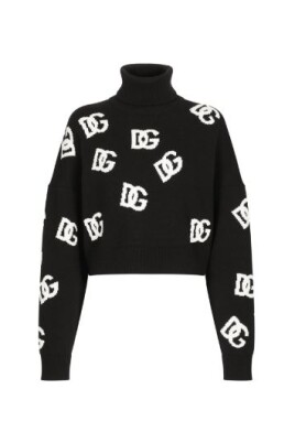 black-knitwear-with-high-collar