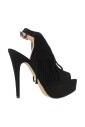 sandales-a-talons-hauts-noirs-a-franges