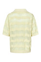 polo-jaune-a-rayures