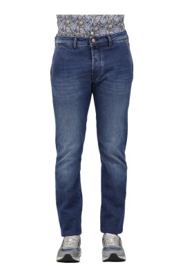 slim-fit-stretch-denim-jeans