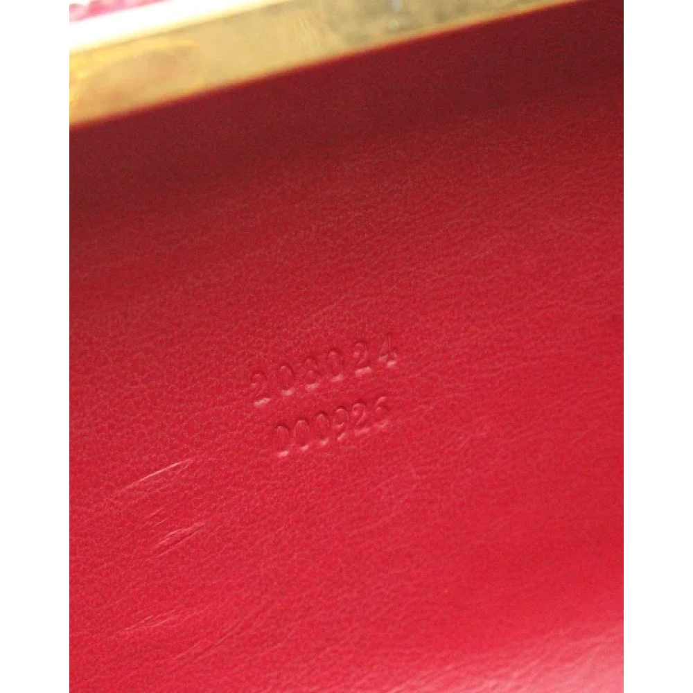 Alexander McQueen Pre-owned Suede clutches Red Dames