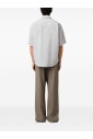 chemise-a-manches-courtes-col-cubain-motif-logo