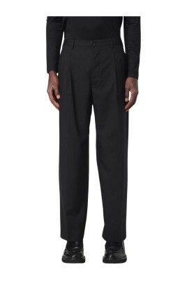 black-pleated-trousers-for-men