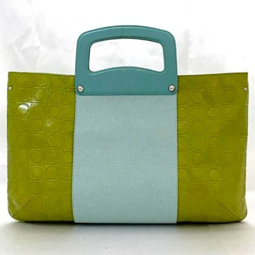 Salvatore Ferragamo Pre-owned Leather handbags Green Dames