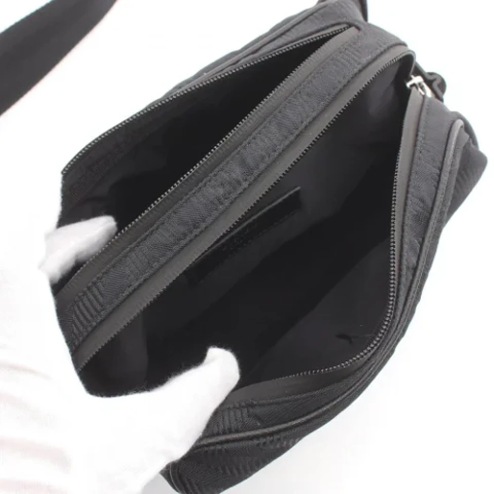 Burberry Vintage Pre-owned Nylon crossbody-bags Black Dames