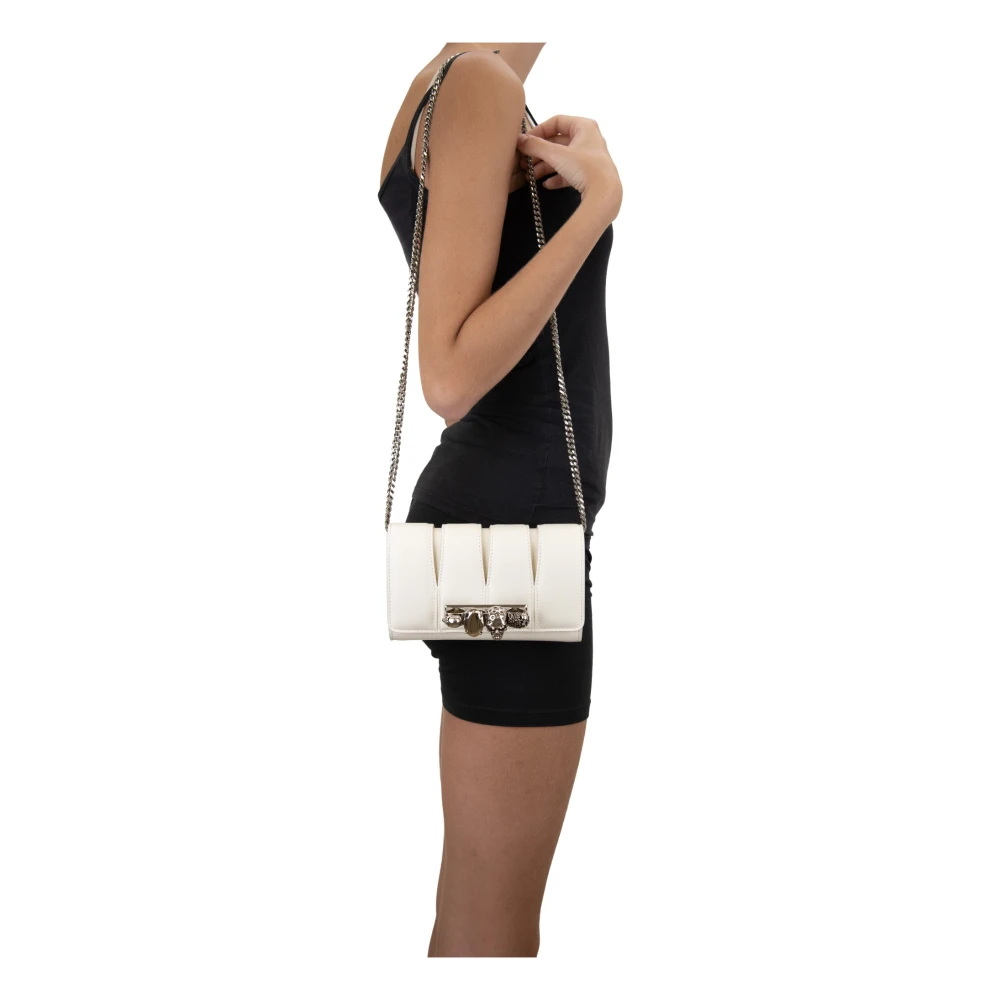 alexander mcqueen Gewatteerde leren schoudertas met schedeldetails White Dames