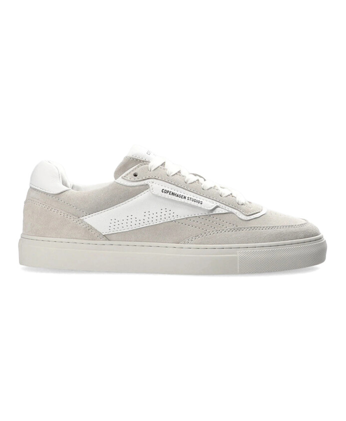 sneakers-retro-en-cuir-avec-details-brodes