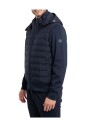 veste-matelassee-a-capuche-bleue