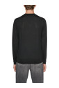 pull-en-laine-a-col-en-v