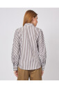 bruine-gestreepte-blouse-zacht-en-veelzijdig
