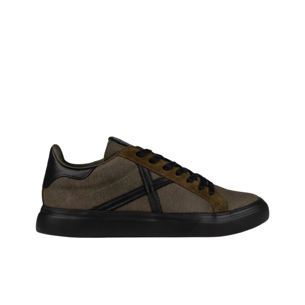 Munich - Shoes > Sneakers - Brown - Munich - Modalova