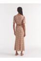 robe-dete-avec-decoupes