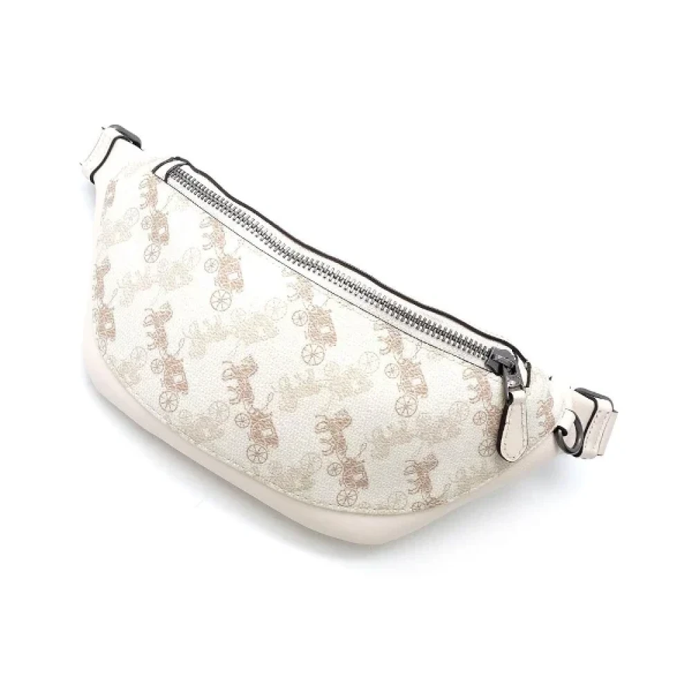 Coach Pre-owned Cotton clutches White Dames