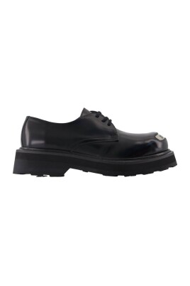 black-leather-smile-derbies