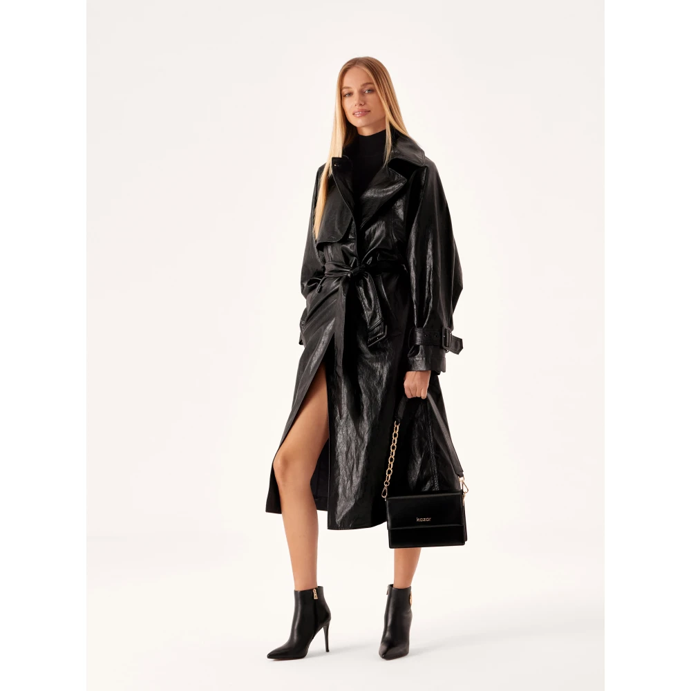 Kazar Kleine leren handtas met stijve constructie Black Dames