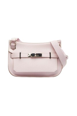 pre-owned-leather-crossbody-bags