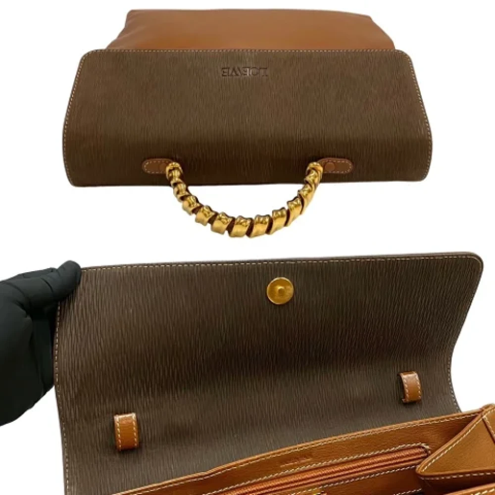 Loewe Pre-owned Fabric handbags Brown Dames