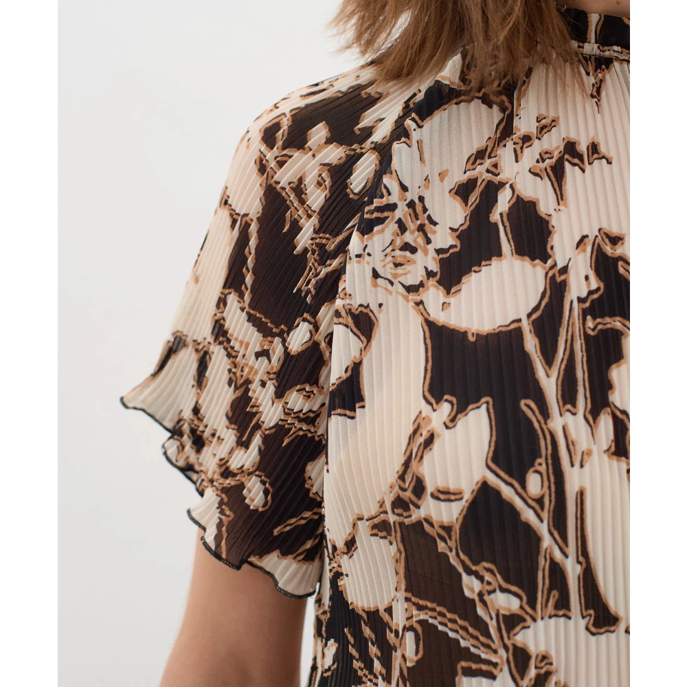 InWear Zwart Silhouet Bloemen Top Multicolor Dames