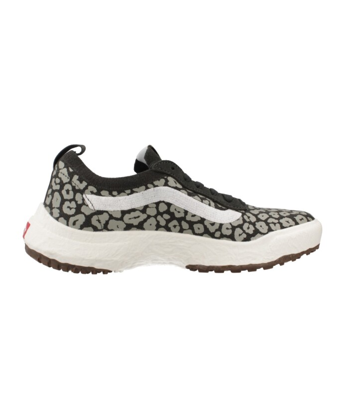 stilfulde-ultrarange-sneakers-til-udendors-eventyr