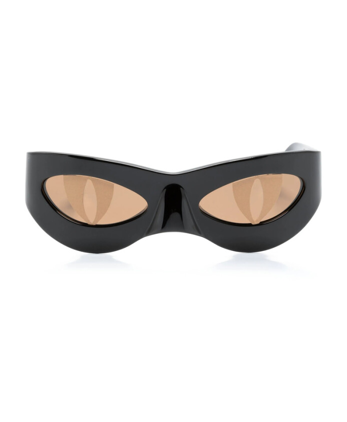 lunettes-de-soleil-cat-eye-noires-polarisees-avec-autocollants