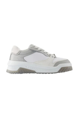 leather-sneakers