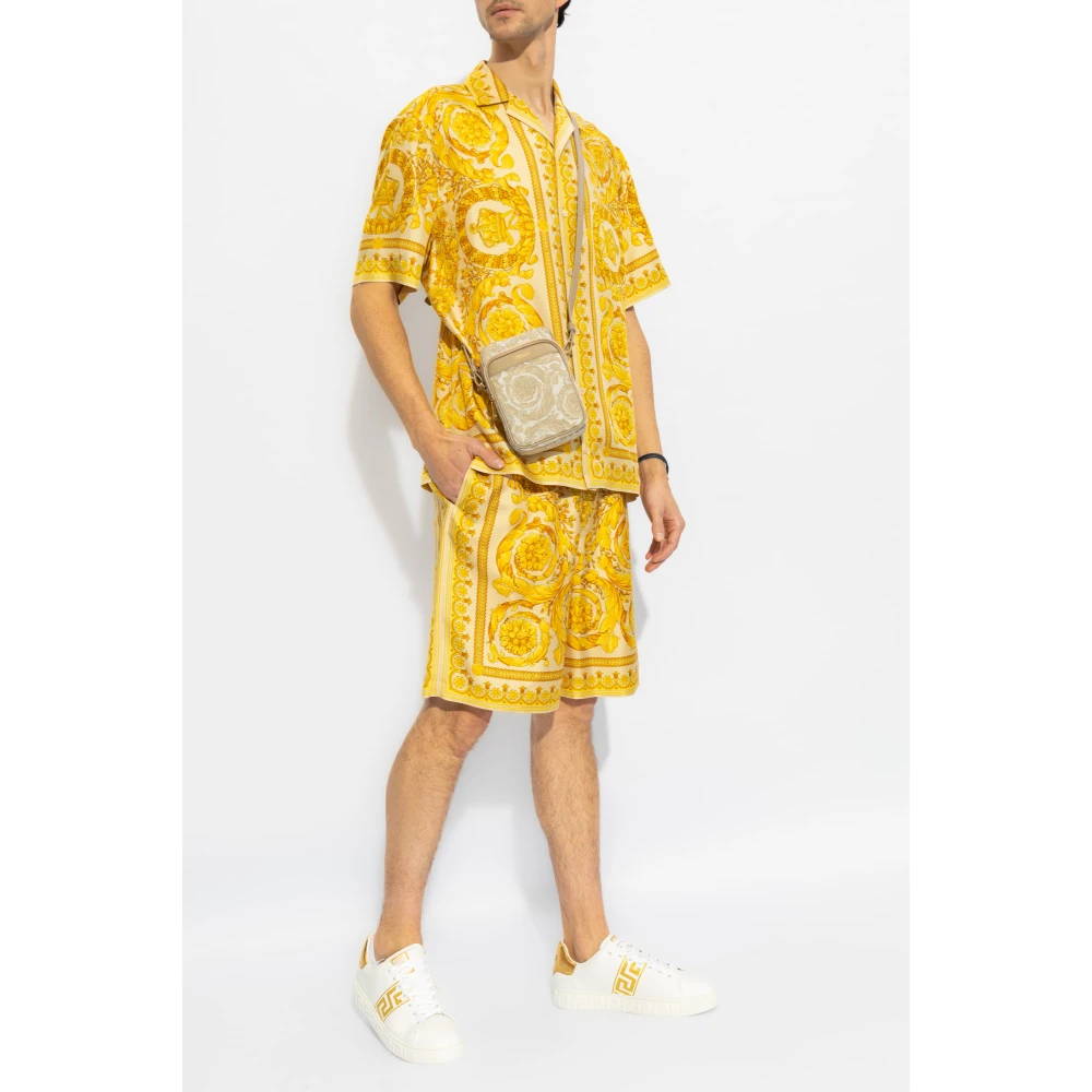 Versace Zijden shorts Yellow Heren