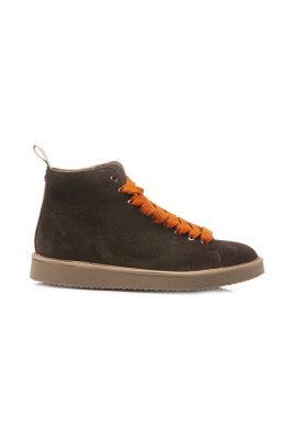 suede-sneakers-with-orange-laces