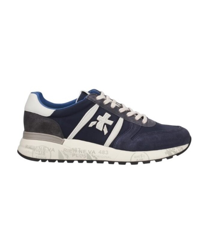 sneakers-bleues-avec-inserts-en-daim