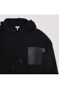 sweat-a-capuche-decontracte-pour-une-coupe-ample