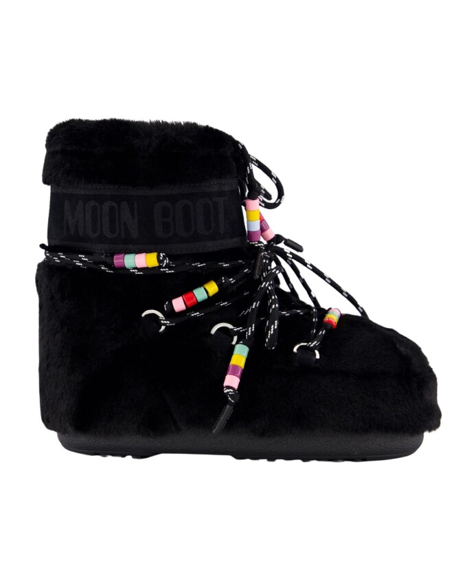 bottes-basses-en-fausse-fourrure-et-perles