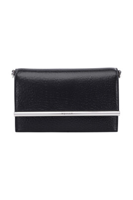 black-leather-clutch-bag