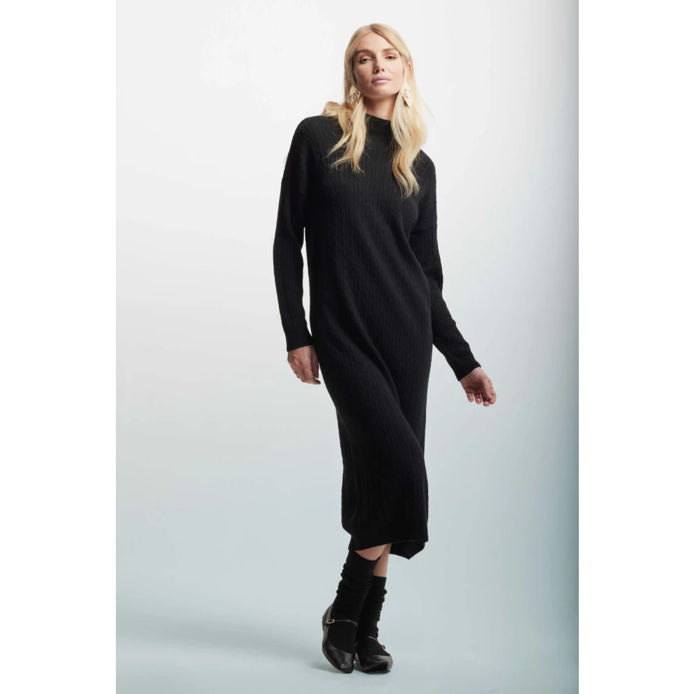 Kocca Comfortabele Gebreide Polo Hals Jurk Black Dames