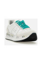 sneakers-blanches-en-daim-avec-lacets-verts
